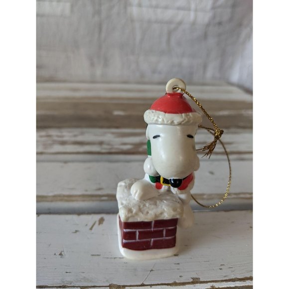 United feature Snoopy Santa bag chimney ornament X - Picture 1 of 6